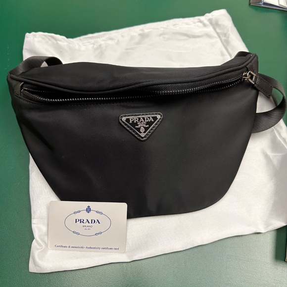 PRADA SIDE BAG. LOUIS VUITTON WALLET - Picture 3 of 3